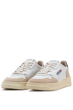 Load image into Gallery viewer, MEDALIST LOW SNEAKERS IN WHITE AND BLACK LEATHER AND BEIGE SUEDE UNISEX
