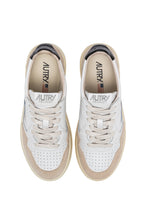 Load image into Gallery viewer, MEDALIST LOW SNEAKERS IN WHITE AND BLACK LEATHER AND BEIGE SUEDE UNISEX
