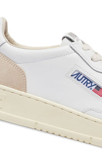 MEDALIST LOW SNEAKERS IN WHITE LEATHER AND BEIGE SUEDE