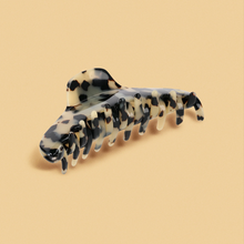 Load image into Gallery viewer, CLAW CLIP DEMI
