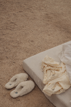 Load image into Gallery viewer, ADULT SHEEPSKIN HOUSE SLIPPERS
