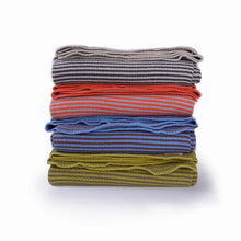 Load image into Gallery viewer, COTTON KNIT THROW - BLUE BELL &amp; ROOT BEER BROWN

