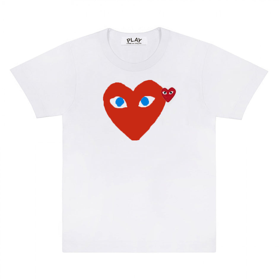 WHITE T-SHIRT WITH BLUE EYES HEART