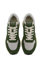 Load image into Gallery viewer, REELWIND LOW SNEAKERS IN GREEN AND WHITE NYLON AND SUEDE
