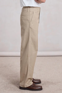 OFF-DUTY CHINO BEIGE