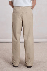 OFF-DUTY CHINO BEIGE