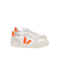 Load image into Gallery viewer, V-10 B-MESH WHITE NATURAL ORANGE FLUO WOMEN

