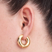 Load image into Gallery viewer, ALI GOLD EARRINGS
