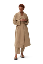 Load image into Gallery viewer, DRAPEY TWILL OVERSIZED TRENCH COAT PETRIFIED OAK
