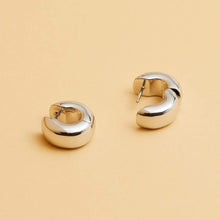 Load image into Gallery viewer, FRANKIE SILVER EARRINGS
