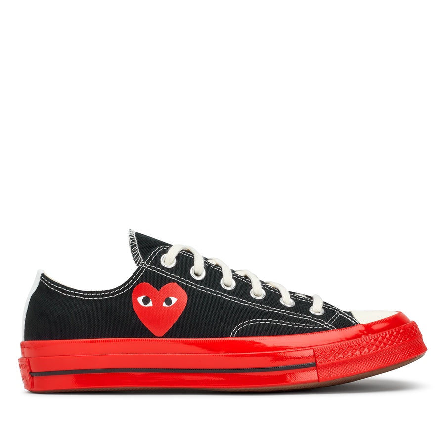 BLACK LOW TOP HEART PRINT RED SOLE CONVERSE – Maison Mara