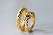 Load image into Gallery viewer, GOLD PLATED ROPE TEXTURED KNOT RING
