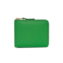 Load image into Gallery viewer, WALLET CLASSIC LINE WRAPAROUND ZIP GREEN
