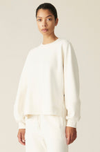 Load image into Gallery viewer, PUFF SLEEVE SWEATSHIRT SOFTWARE EGRET
