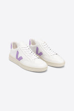 Load image into Gallery viewer, V-12 LEATHER WHITE LAVENDER WOMEN
